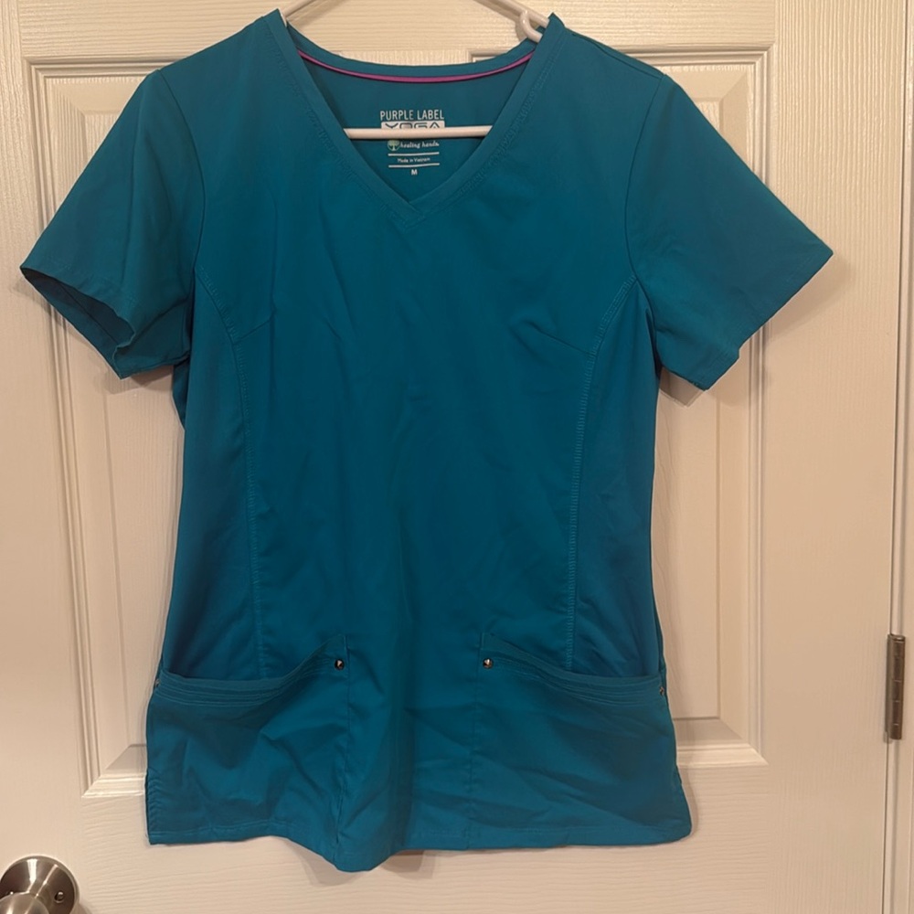 Healing Hands Purple Label Yoga scrub top. Teal